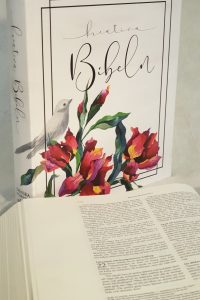 Kreativa Bibeln vit Bibel med breda marginaler